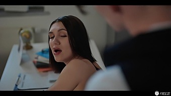Frozen Teacher Gets Fucked By Student In Time-Freeze Hentai
