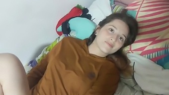 Finding Out My Friend'S Secret, I Join Her For An Intense Bareback Encounter